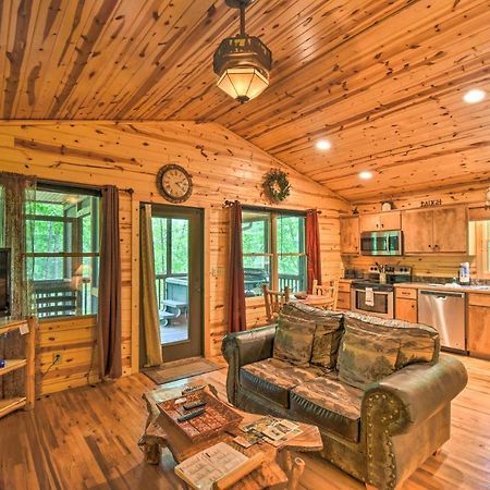 The Honeybee Cabin With Private Porch And Hot Tub Clarkesville Bagian luar foto